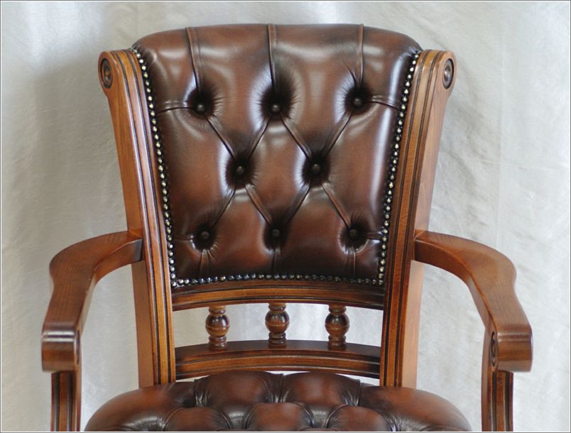 9045 Viscount Chair in Oak and Brown Leather (4)